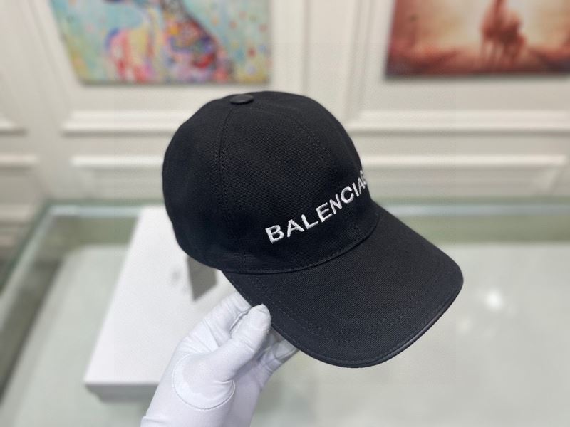 BALENCIAGA